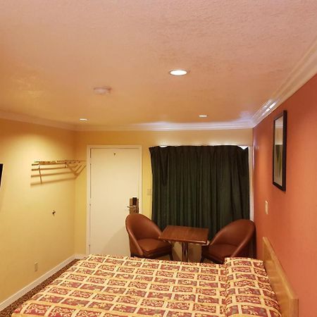 Travel Haven Motel Hanford Eksteriør billede