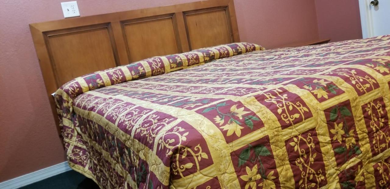 Travel Haven Motel Hanford Eksteriør billede